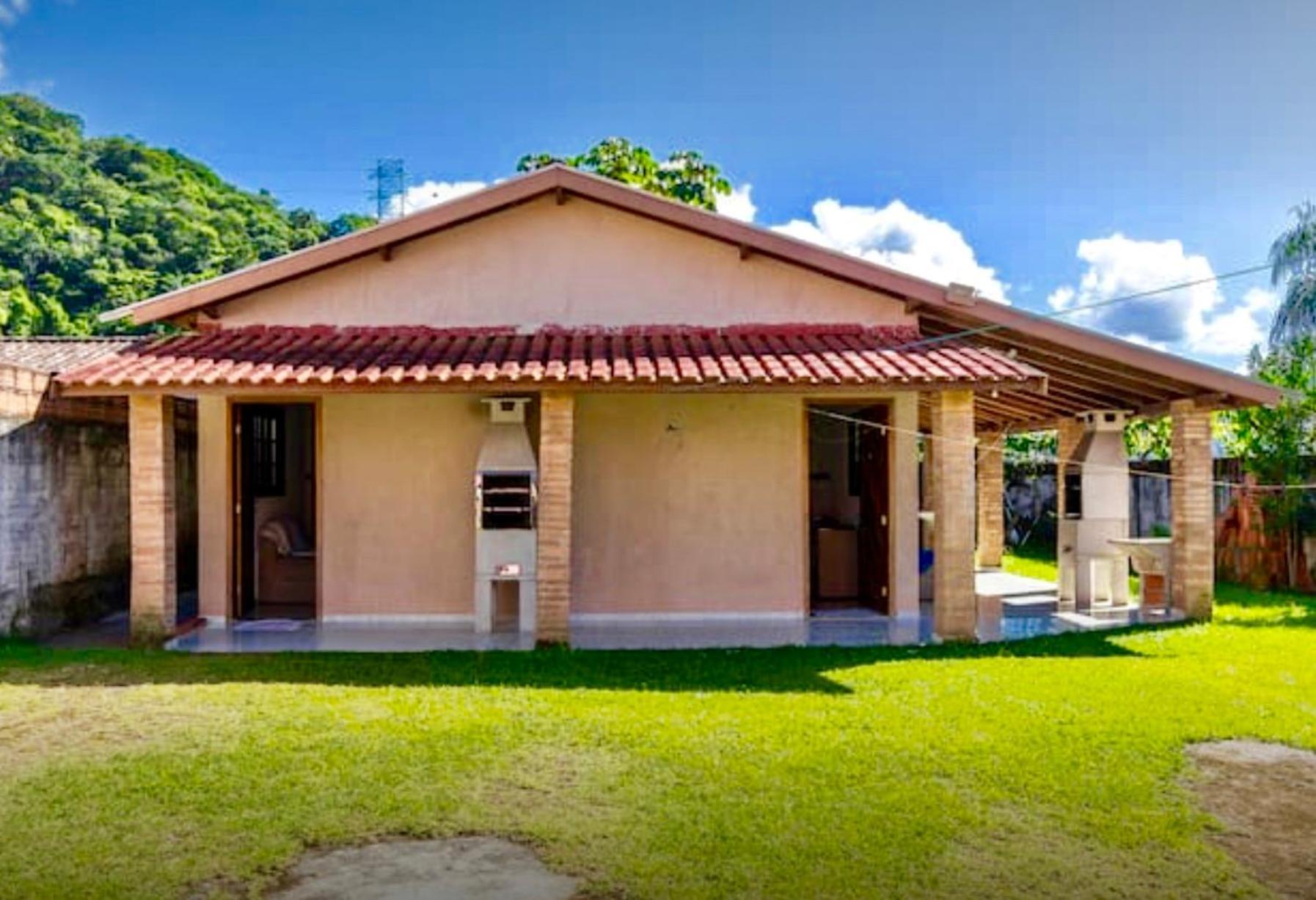 Sobrado E Casa Em Ubatubaヴィラ エクステリア 写真