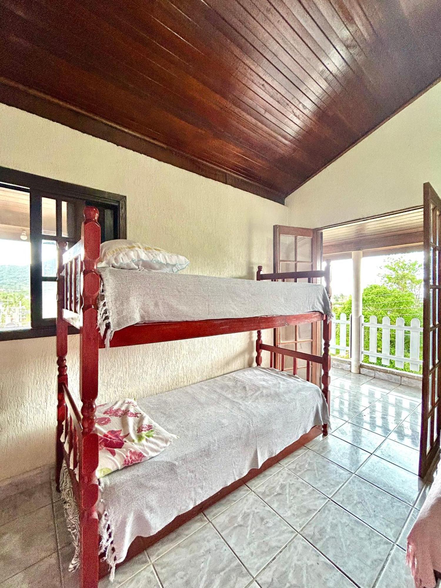Sobrado E Casa Em Ubatubaヴィラ エクステリア 写真